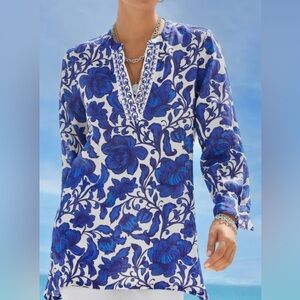 Johnny Was CAMILLA HENLEY
VOYAGER